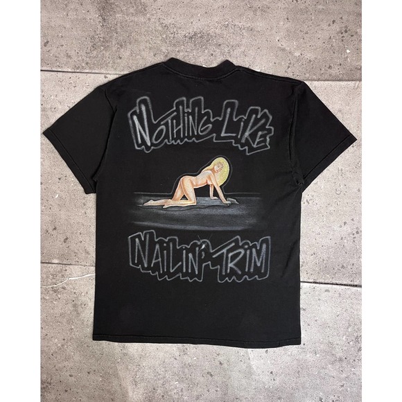"Nothing Like Nailin' Trim" Tee (M/L) - 1990s - Picture 1 of 4